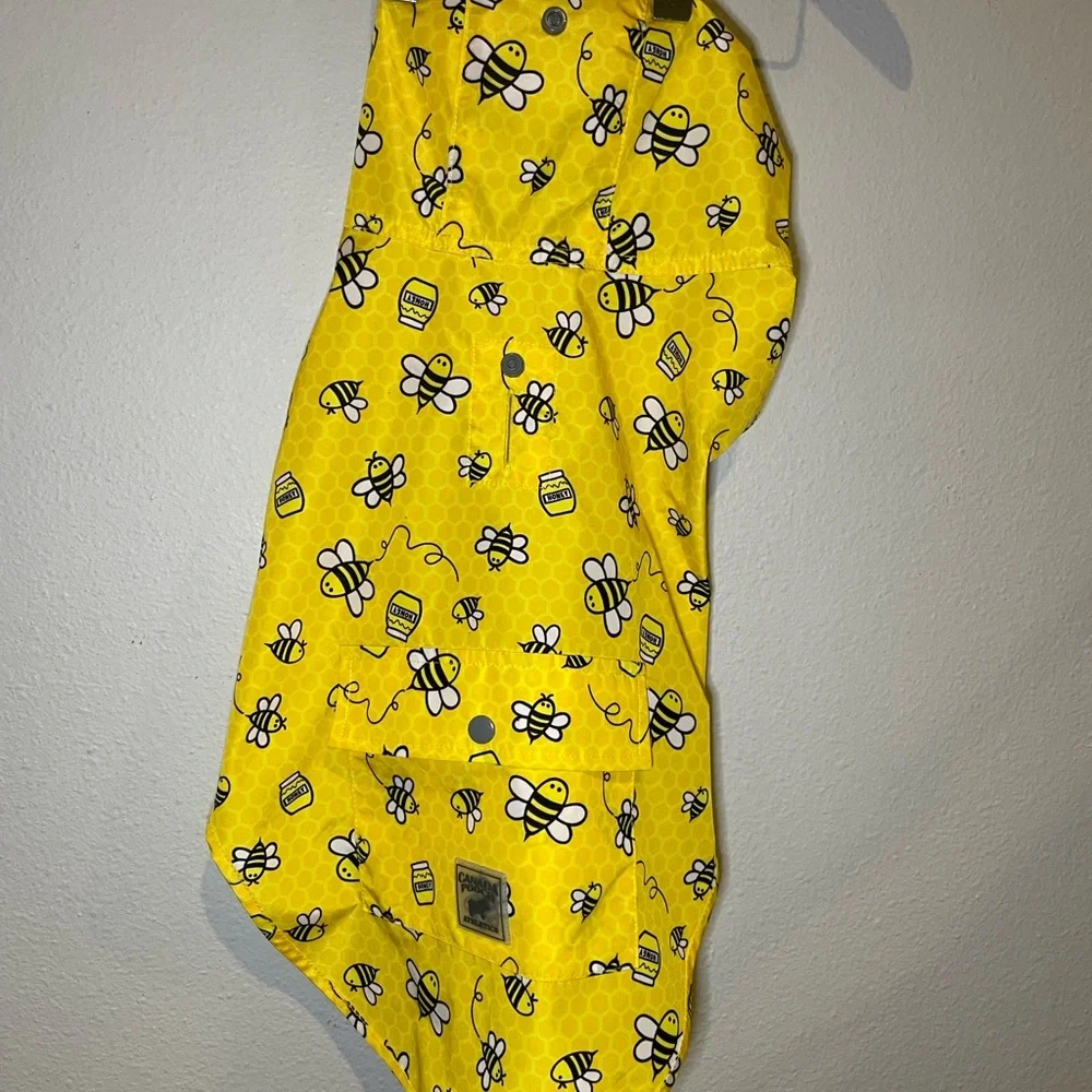 Canada Pooch Yellow Bee Print Dog Shirt